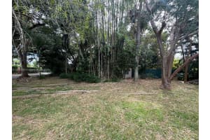 9000 SW 156th St, Palmetto Bay, FL 33157, Sold 01/09/25