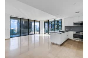 88 SW 7th St Apt 1901, Miami, FL 33130, Sold 08/20/25
