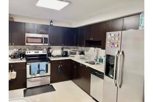 9735 NW 52nd St, Doral, FL 33178, Sold 03/10/25