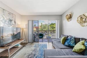 13820 SW 112th St APT 210, Miami, FL 33186, - MLS#A11692429