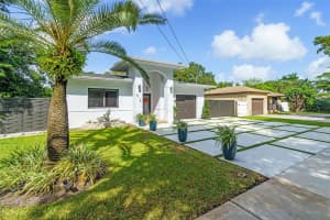 815 NE 144th St, North Miami, FL 33161, Sold 03/17/25
