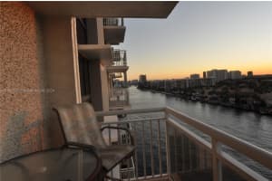 1600 S Ocean Dr APT 10C, Hollywood, FL 33019, - MLS#A11692530