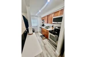 7904 West Dr, North Bay Village, FL 33141, Sold 05/29/25