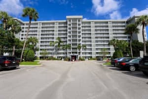 4015 W Palm Aire Dr, Pompano Beach, FL 33069, Sold 03/03/25