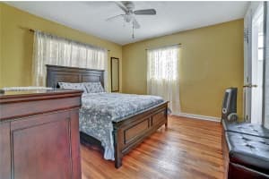 6525 Mayo St Hollywood, FL 33023 - MLS#A11692670