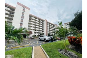 5860 Nw 44th St 112, Lauderhill