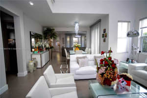 10563 NW 70th Ln, Doral, FL 33178, Sold 03/03/25