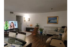 671 NE 195th St APT 122E, Miami, FL 33179, - MLS#A11692764