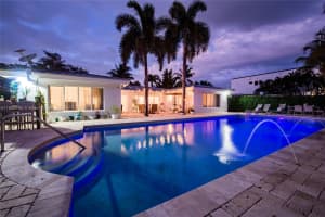 1960 NE 124th St, North Miami, FL 33181, Sold 04/07/25