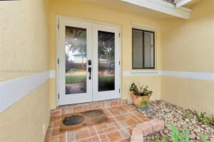 15990 SW 109th St, Miami, FL 33196, Sold 01/31/25