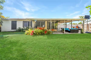 1251 W 62nd St, Hialeah, FL 33012, Sold 03/07/25