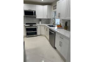 7651 NW 14th St, Pembroke Pines, FL 33024, Sold 04/01/25