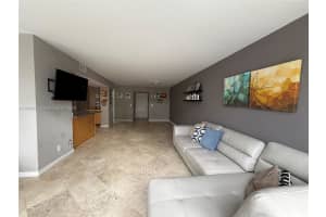 400 Leslie Dr, Hallandale Beach, FL 33009, Sold 02/21/25