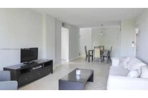 631 Jefferson Ave 401, Miami Beach