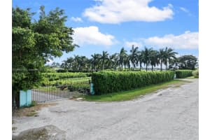 20235 Sw 172nd Ave Miami, FL 33187 - MLS#A11693219