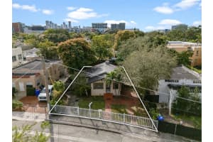 260 NW 34th St, Miami, FL 33127, - MLS#A11693220