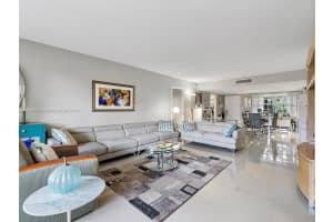 4017 N Cypress Dr, Pompano Beach, FL 33069, Sold 05/08/25