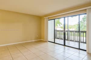 1021 Mockingbird Ln, Plantation, FL 33324, Sold 03/14/25