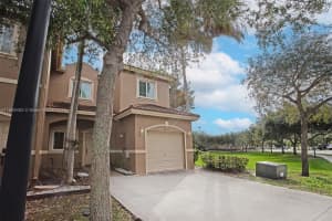 8522 SW 214th Ln, Cutler Bay, FL 33189, Sold 01/31/25