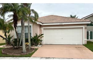 17391 SW 18th St, Miramar, FL 33029, Sold 05/07/25