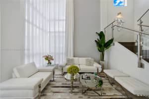 7541 NW 97th Ct, Doral, FL 33178, Sold 04/09/25