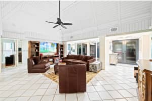 5905 Cedar Cir, Tamarac, FL 33319, Sold 12/18/24