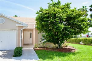 467 SE 22nd Dr, Homestead, FL 33033, Sold 04/04/25