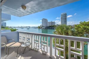 1662 Lincoln Ct 303, Miami Beach, FL 33139 - MLS#A11693616