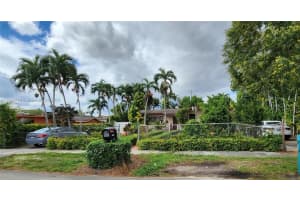 430 SW 100th Ave, Miami, FL 33174, Sold 02/20/25