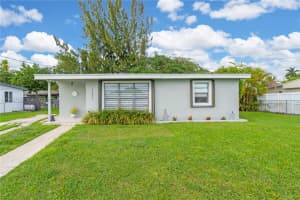 11301 SW 48th St, Miami, FL 33165, Sold 12/20/24