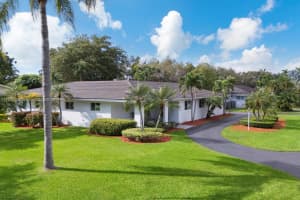 7760 SW 145th St, Palmetto Bay, FL 33158, Sold 01/27/25