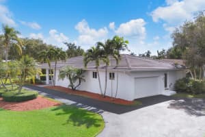 7760 SW 145th St, Palmetto Bay, FL 33158, Sold 01/27/25