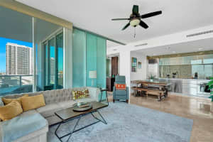 Ten Museum Park, 1040 Biscayne Blvd, Miami, FL 33132, Sold 01/21/25