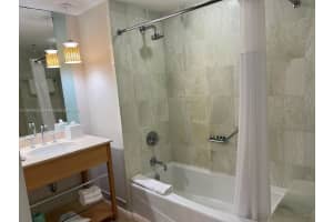 18683 Collins Ave #1107, Sunny Isles Beach, FL 33160, Sold 10/01/25