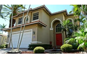 MLS# A11693964, Hollywood, Florida 33019