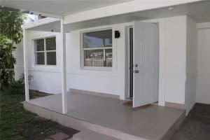 1700 Nw 80th St, Miami