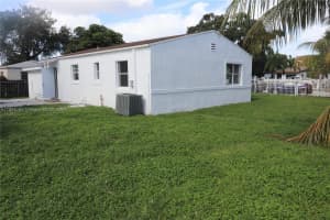 1700 NW 80th St, Miami, FL 33147, - MLS#A11694084