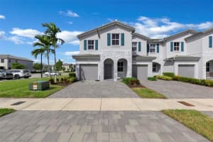 2635 SE 12th St, Homestead, FL 33035, Sold 01/17/25