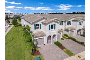 2635 SE 12th St, Homestead, FL 33035, Sold 01/17/25