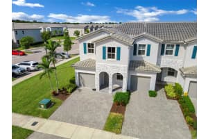 2635 SE 12th St, Homestead, FL 33035, Sold 01/17/25