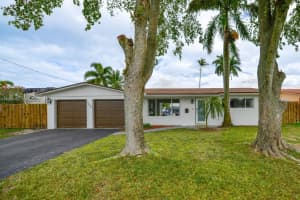 1380 Sw 56th Ave, Plantation