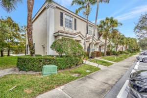 5044 Palmbrooke Cir, West Palm Beach, FL 33417, Sold 01/16/25