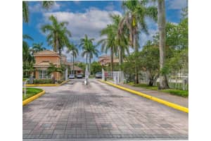 6968 SW 39th St, Davie, FL 33314, Sold 08/28/25