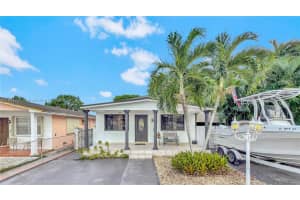 528 E 16th St, Hialeah, FL 33010, Sold 02/24/25