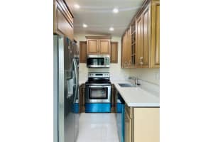 390 NW 29th Terrace, Fort Lauderdale, FL 33311, Sold 12/24/24