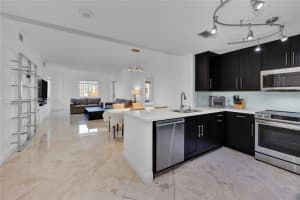 10 Aragon Ave 810 Coral Gables, FL 33134 - MLS#A11694348