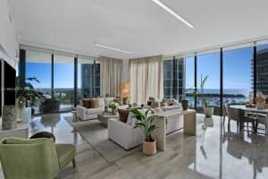 2821 S Bayshore Dr, Miami, FL 33133, Sold 07/17/25