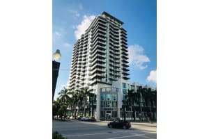 275 Ne 18th St 910, Miami
