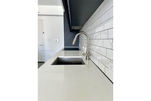 Yotel Pad Miami, 227 NE 2nd St #1705, Miami, FL 33132, - MLS#A11694652