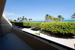 2555 Collins Ave APT 308, Miami Beach, FL 33140, - MLS#A11694766